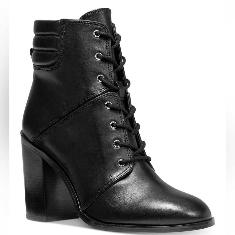 NIB Michael Kors Thatcher Lace Up Black Leather Boots, size 9